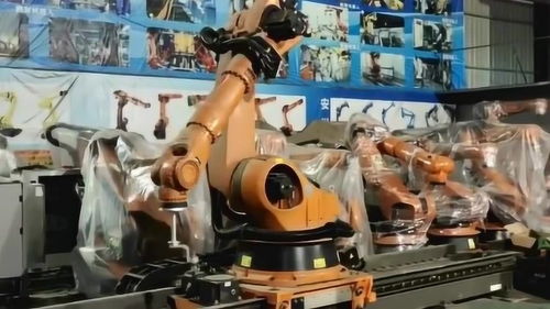智能浪潮下的工業進化 機器人是否會取代人類工人？